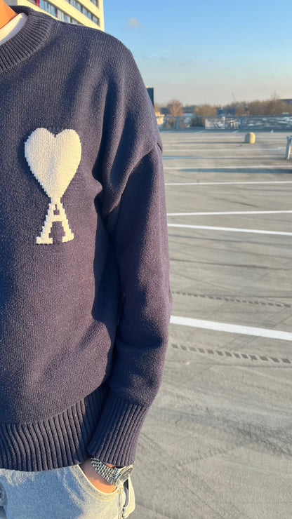 AMI - HEART SWEATER